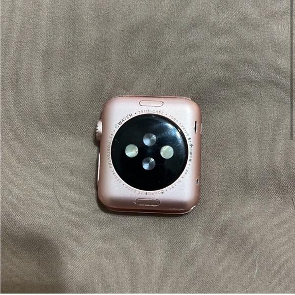 Apple Watch- 38MM Case. 7000 series, 10R-X glass - Picture 4 of 4